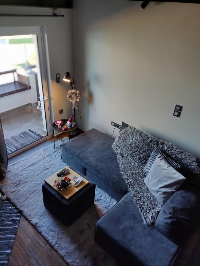 Vrachos Suites Егіо Екстер'єр фото